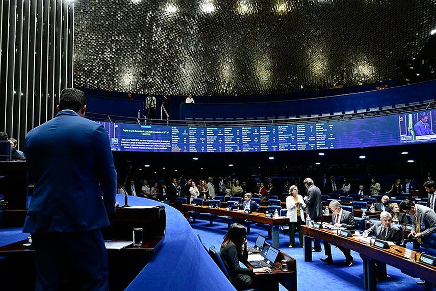 Senado aprova MP do frete